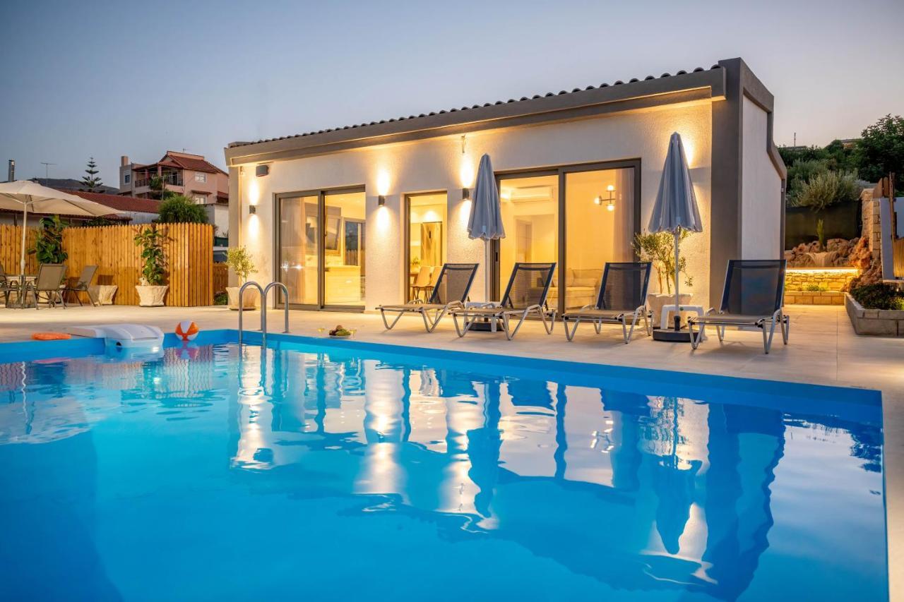 Halaro Villa Gerani  Exterior photo